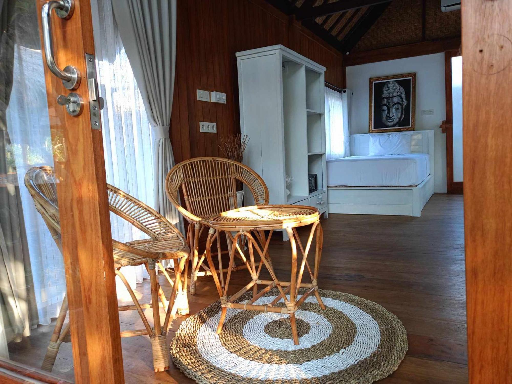 Bintang Tiga Bungalows 吉利阿尔 外观 照片