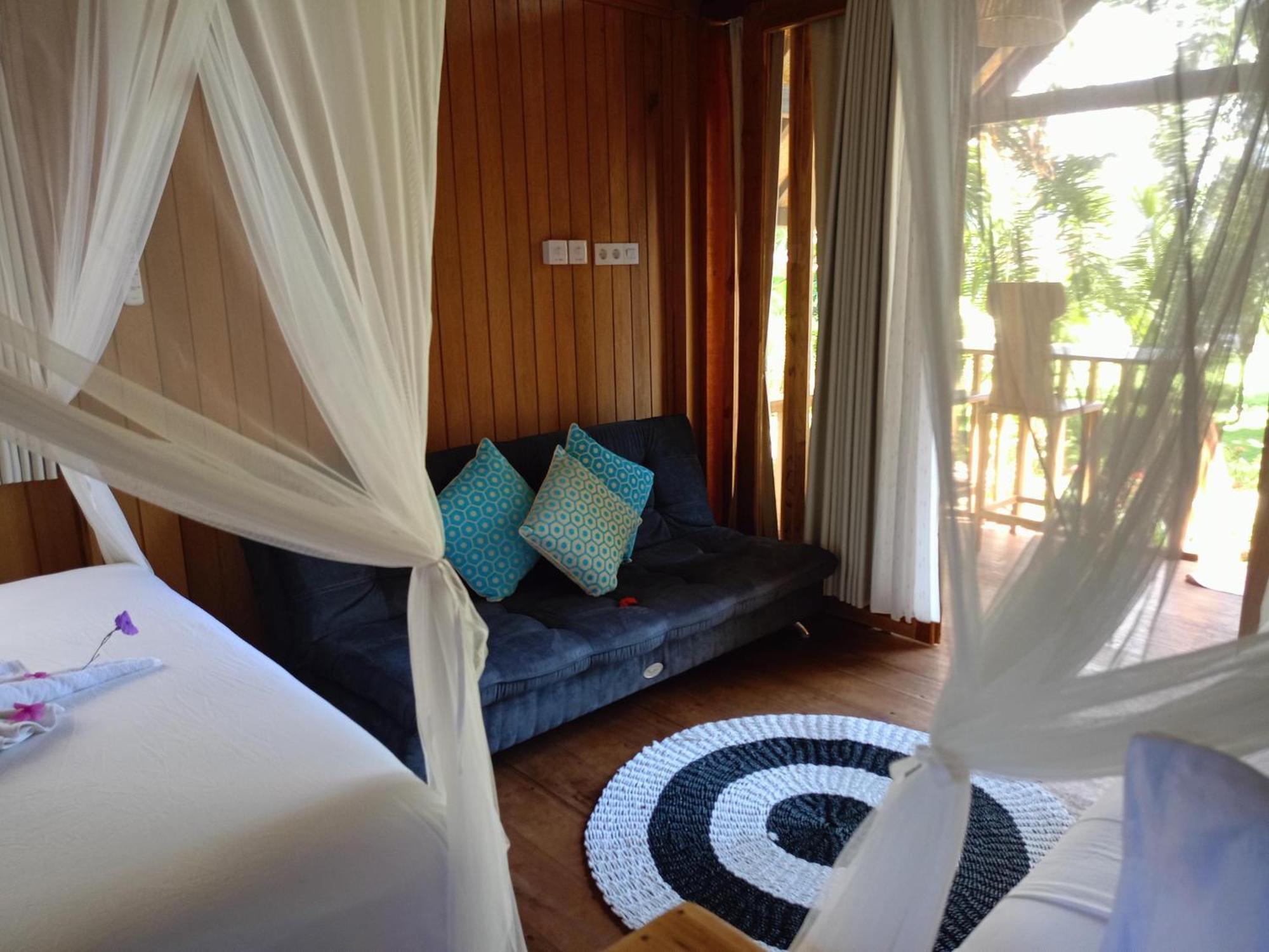 Bintang Tiga Bungalows 吉利阿尔 外观 照片